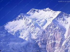 画雪山视频,视频中的壮丽雪景全景展示